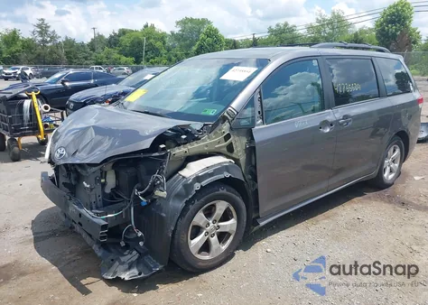 2014 Toyota Sienna Le V6 8 Passenger из США, поврежденный, VIN 5TDKK3DC3ES435091